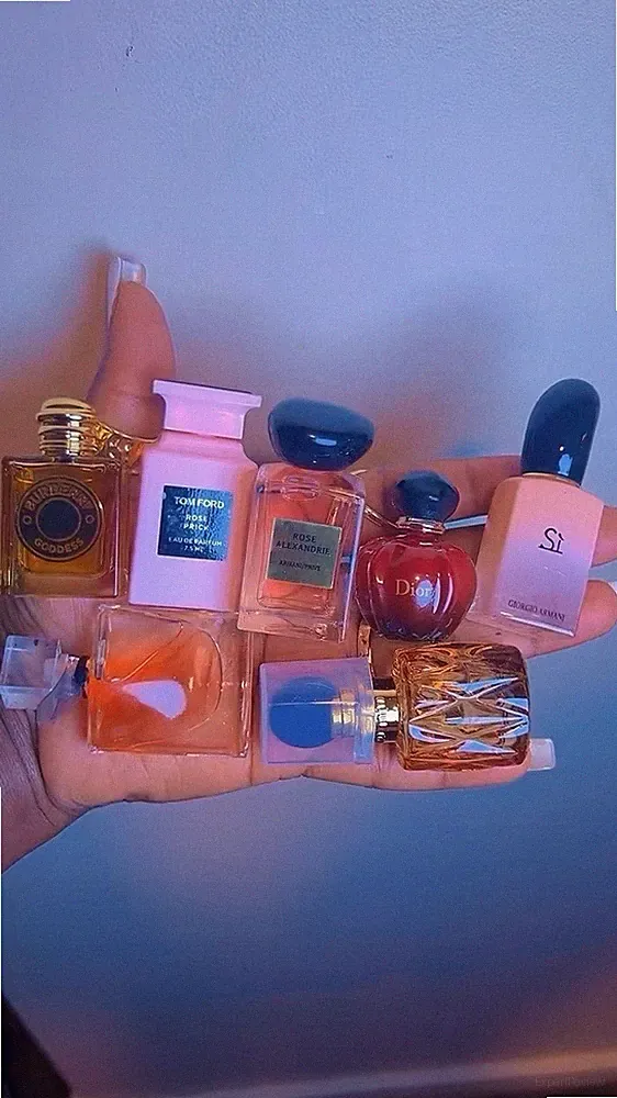 12 for $60 Burberry Dior Armani Prada Tom Ford Givenchy Perfume Miniatures Lot