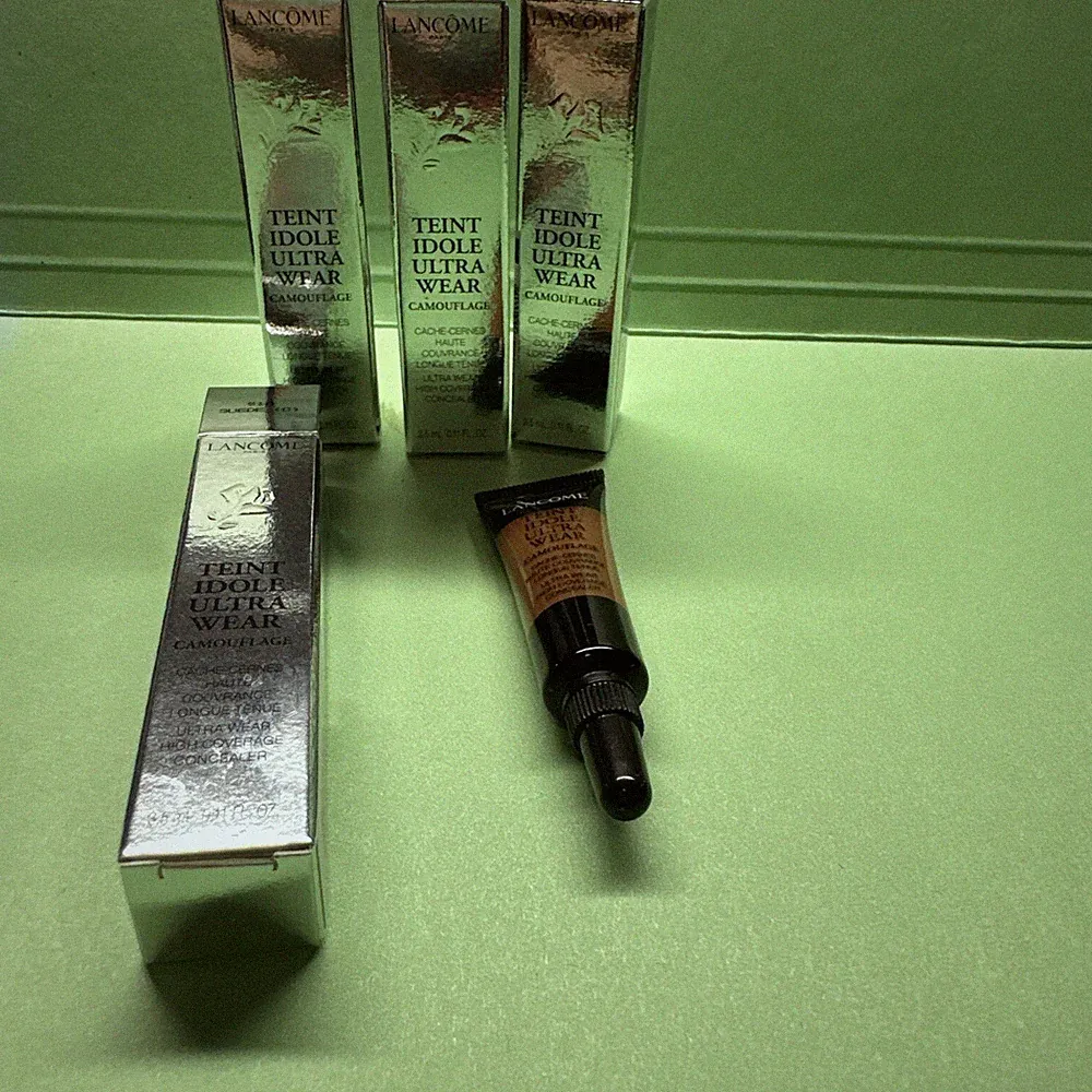 4 of Lancome Teint Idole Ultra Wear Camouflage Concealer 3.5ml/each # 510 SUEDE