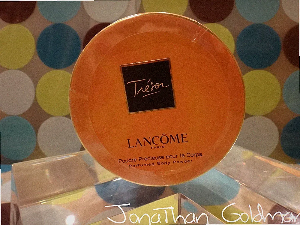 Lancome Paris Tresor Perfumed Body Powder 3.25oz New Sealed Original Packaging