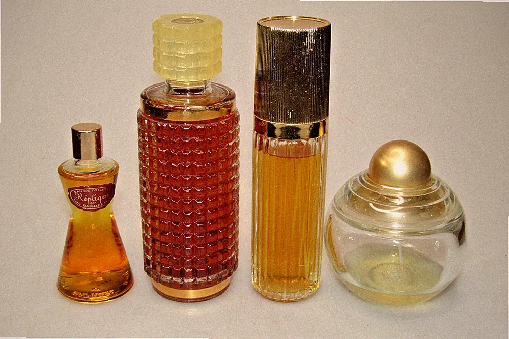 Lot VTG Replique Rafael Mist Lancome Avon Unforgettable Cologne EDT Perfume
